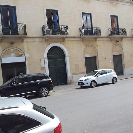 Centrale Trapani Buitenkant foto